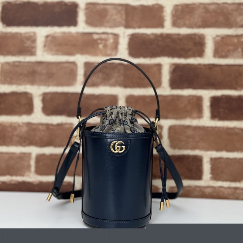 G*u*i bucket bags